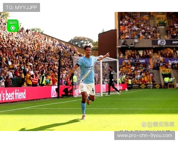 曼城中场细腻传导撕裂对手防线，攻守兼备的完美典范